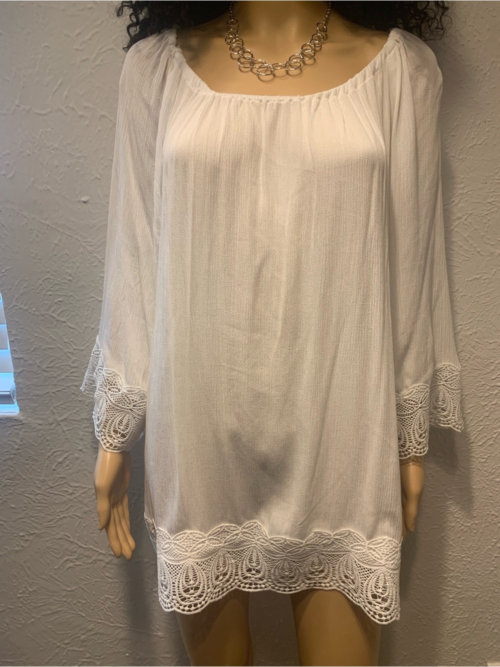Brand New with tags Est. 1946 White Peasant Tunic with Lace Trim